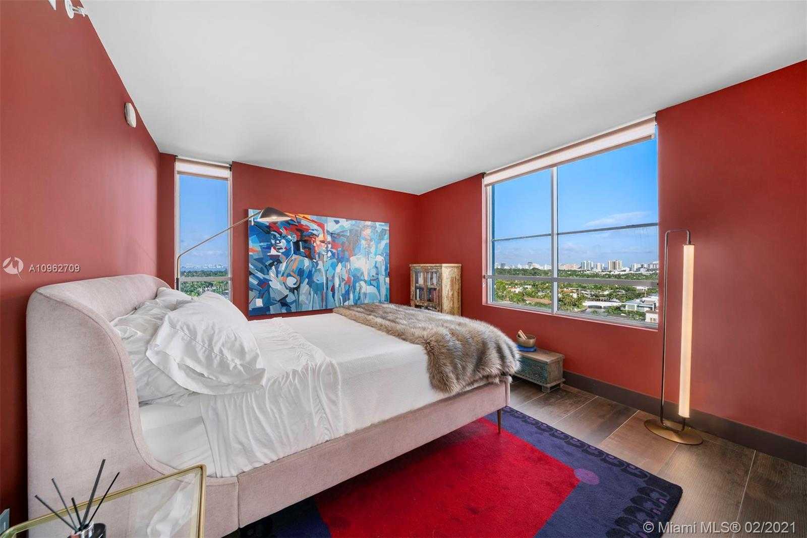 Small Image of 1900 SUNSET HARBOUR #1501, Miami Beach Number 14