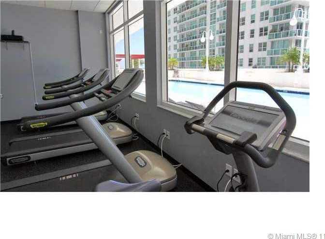 Small Image of 1200 BRICKELL BAY DR #2321, Miami Number 18