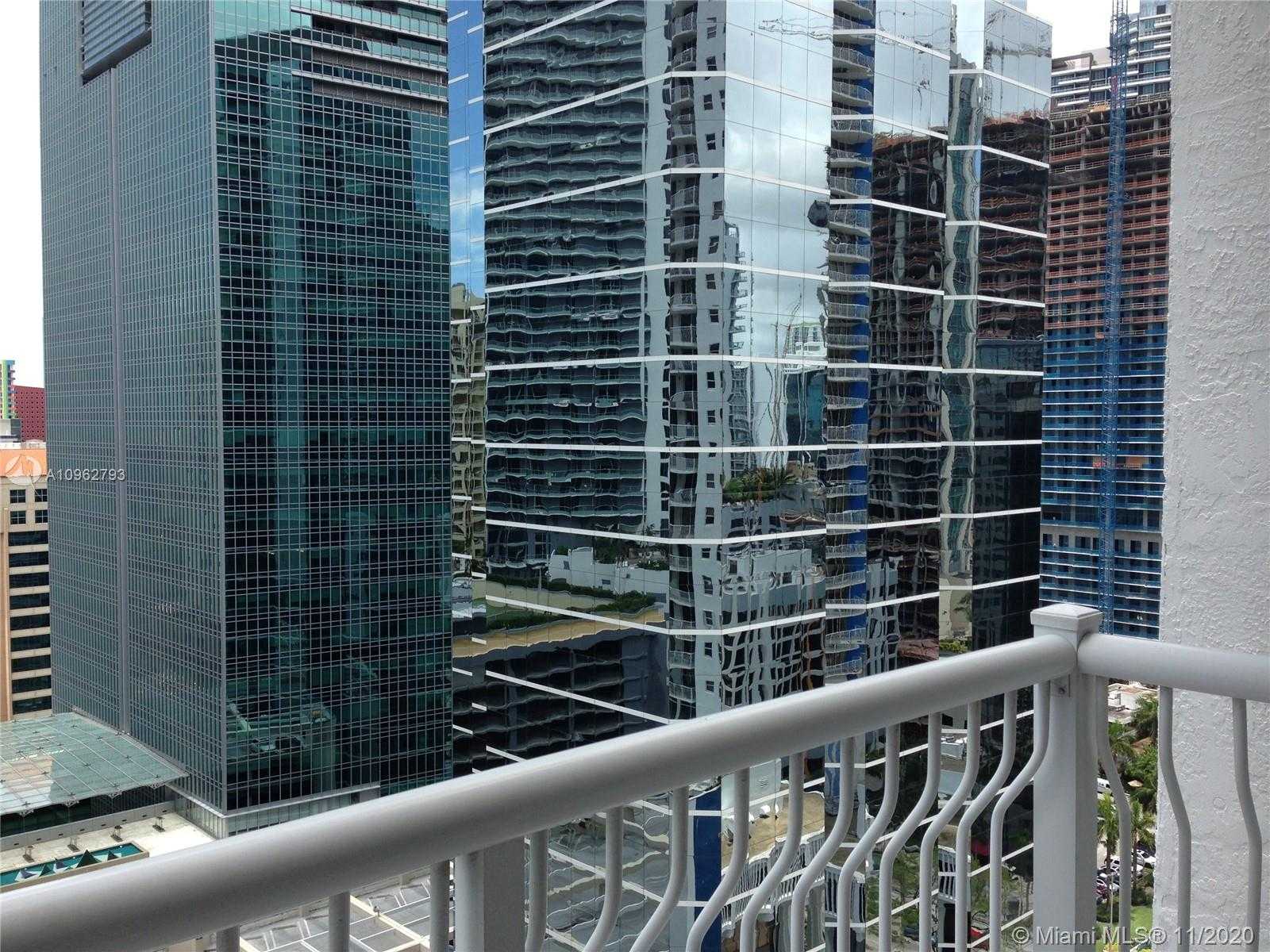Small Image of 1200 BRICKELL BAY DR #2321, Miami Number 3