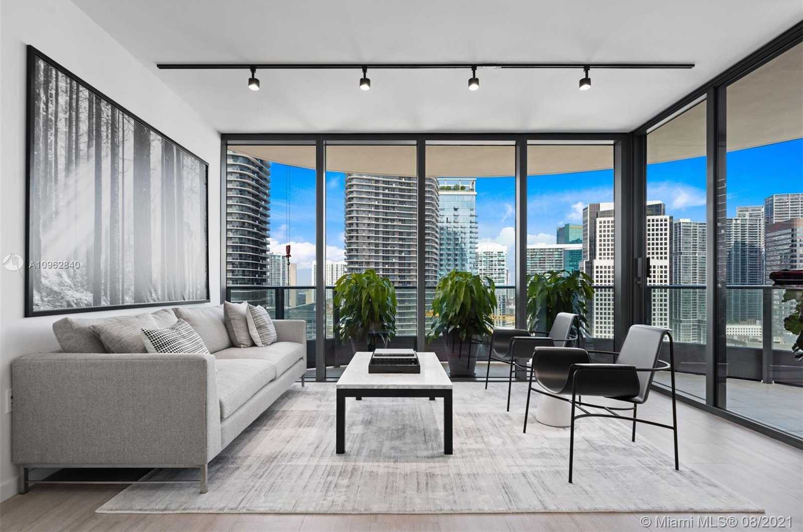 Small Image of 1000 BRICKELL PLZ #2815, Miami Number 17