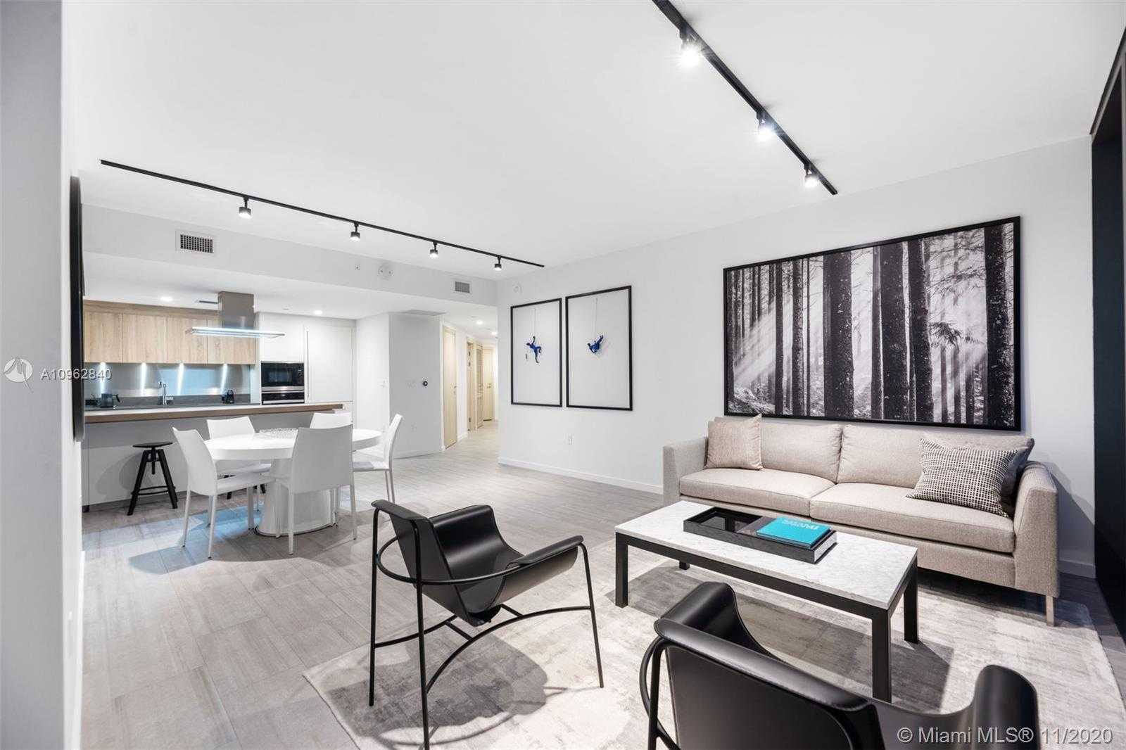Small Image of 1000 BRICKELL PLZ #2815, Miami Number 8