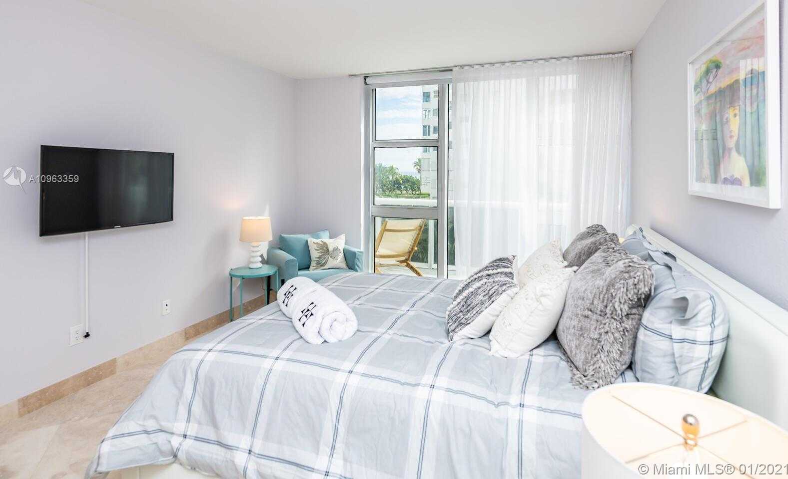 Small Image of 10275 COLLINS AVE #221, Bal Harbour Number 41
