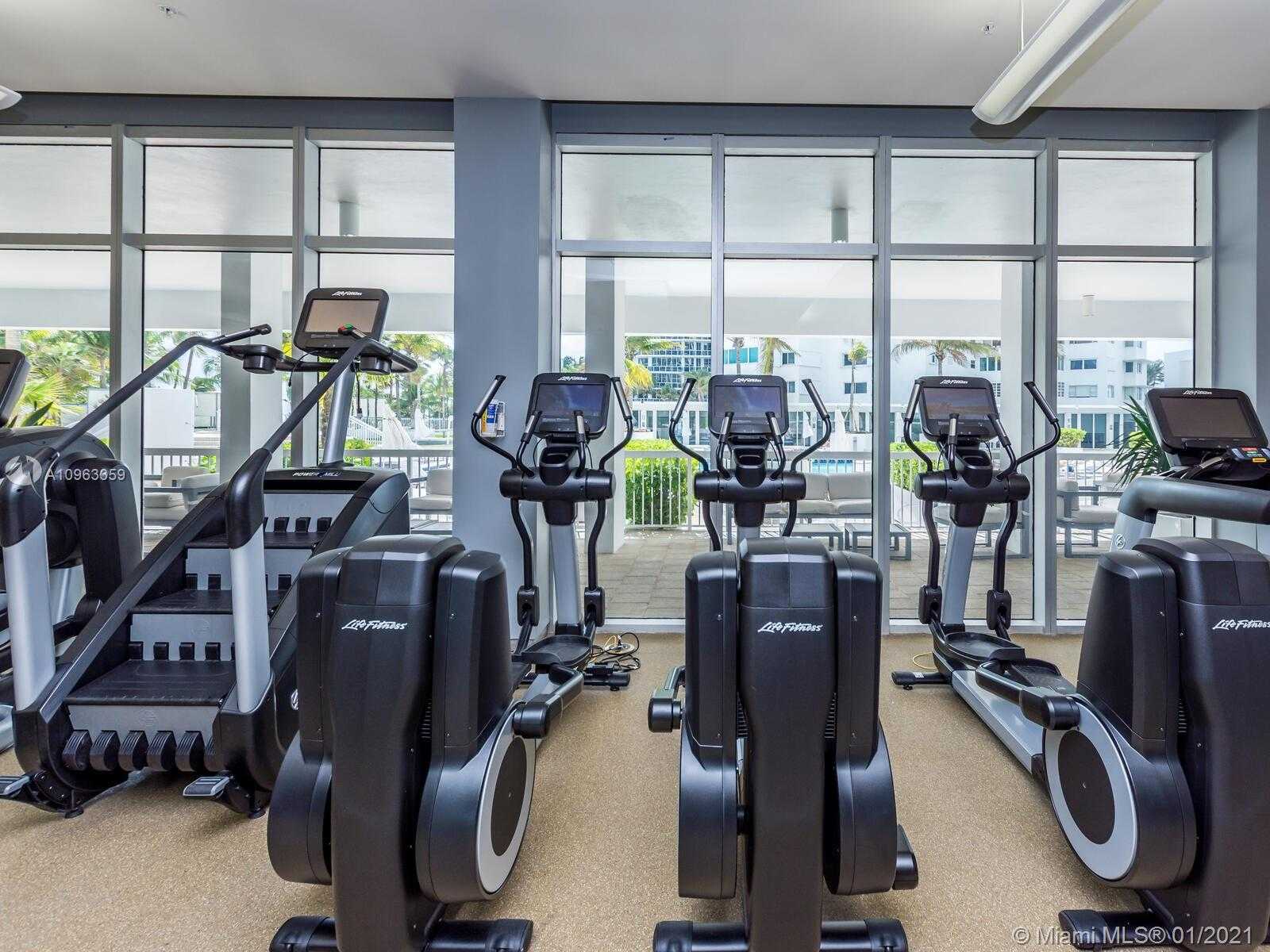 Small Image of 10275 COLLINS AVE #221, Bal Harbour Number 65