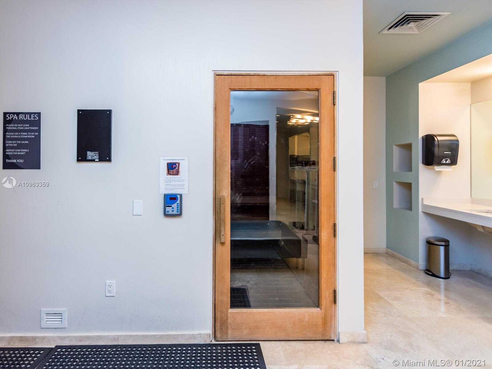 Small Image of 10275 COLLINS AVE #221, Bal Harbour Number 68