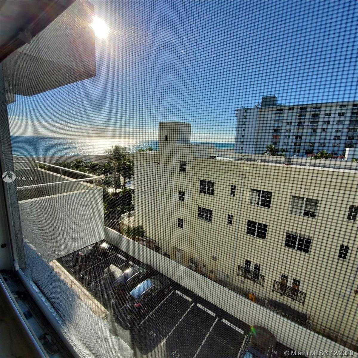 Small Image of 465 OCEAN DR #611, Miami Beach Number 18