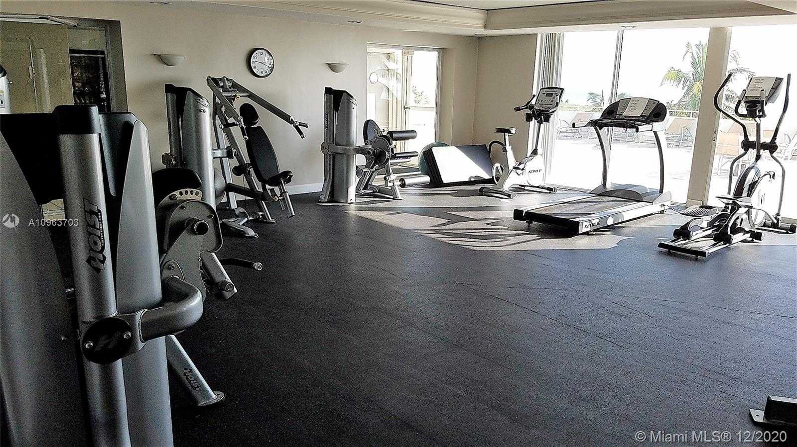 Small Image of 465 OCEAN DR #611, Miami Beach Number 25