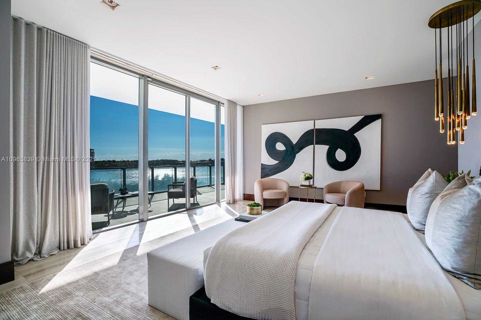 Small Image of 800 SOUTH POINTE DR #504, Miami Beach Number 14