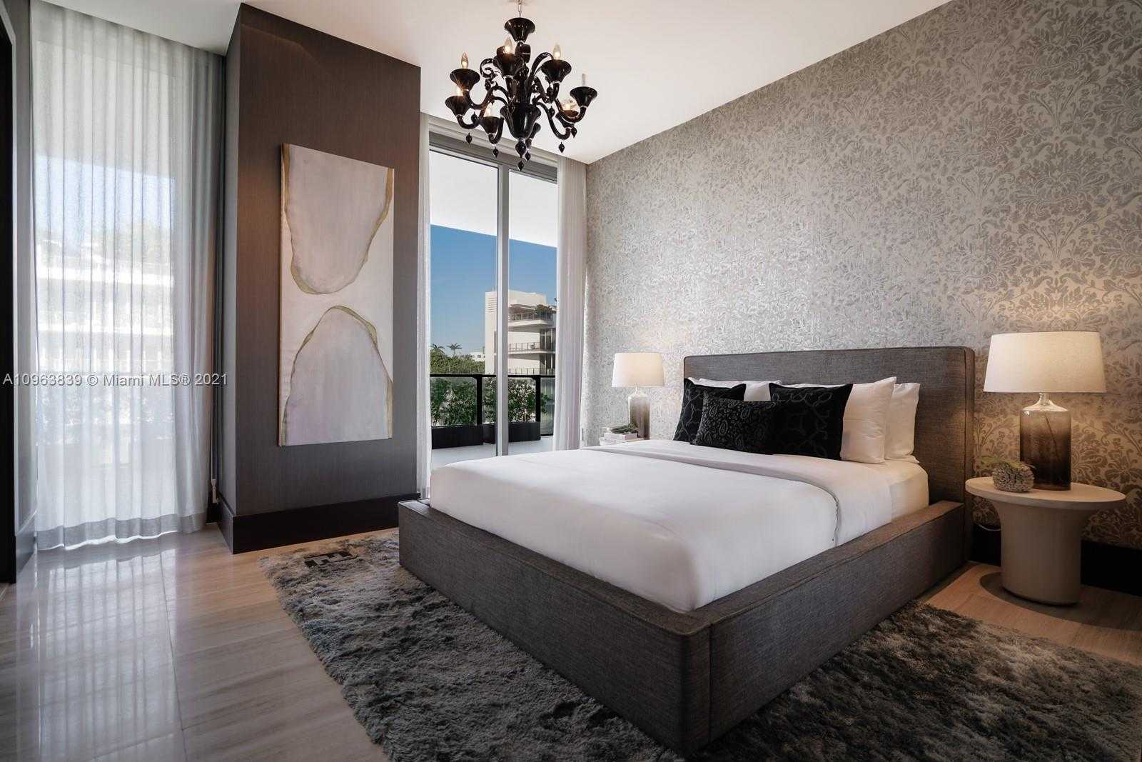 Small Image of 800 SOUTH POINTE DR #504, Miami Beach Number 20
