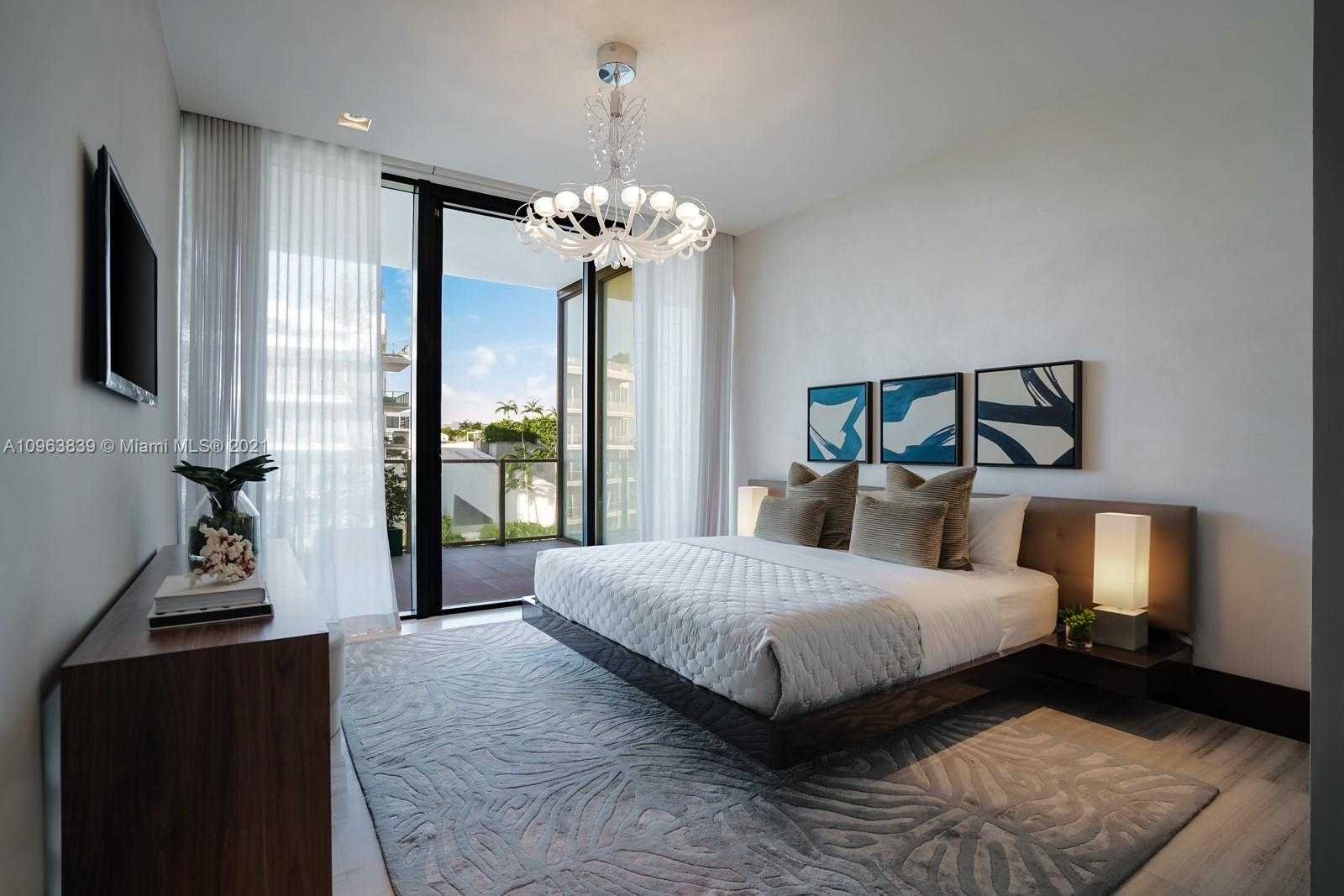 Small Image of 800 SOUTH POINTE DR #504, Miami Beach Number 22