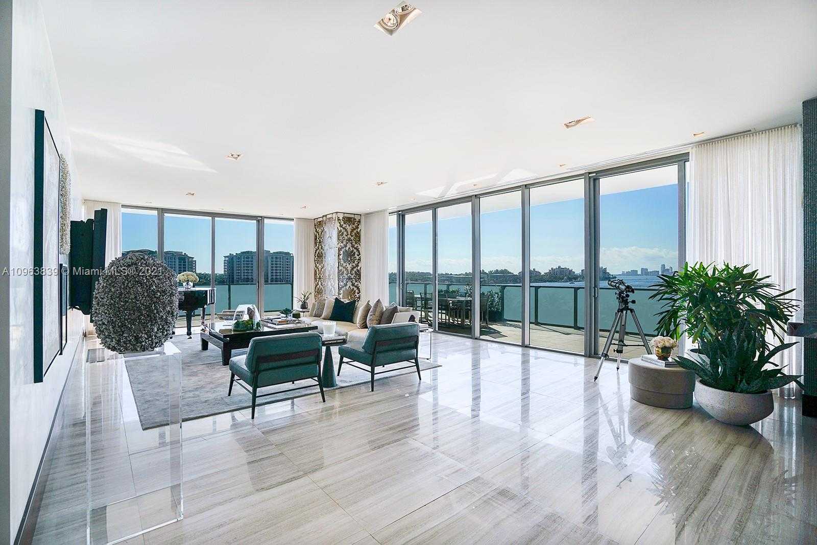 Small Image of 800 SOUTH POINTE DR #504, Miami Beach Number 4