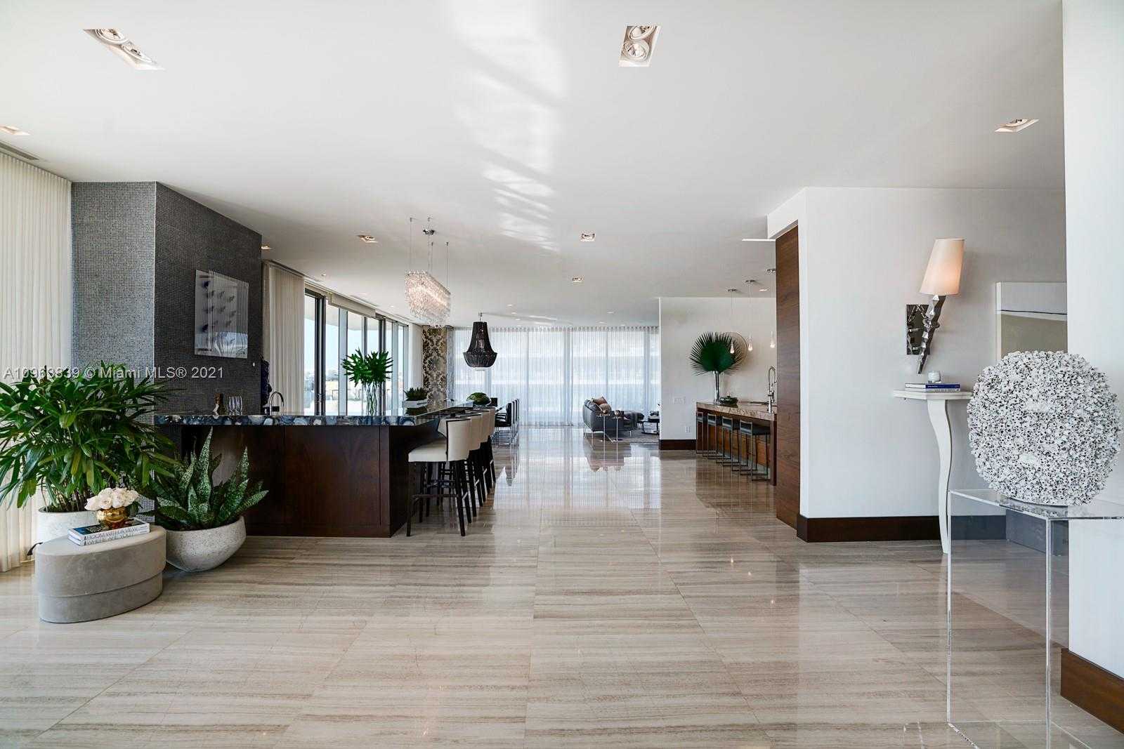 Small Image of 800 SOUTH POINTE DR #504, Miami Beach Number 9