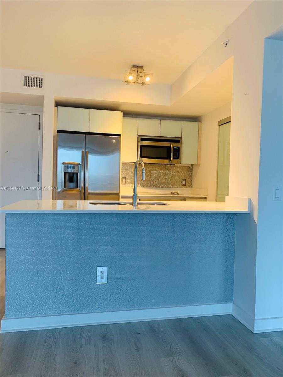 Small Image of 4250 BISCAYNE BLVD #918, Miami Number 6