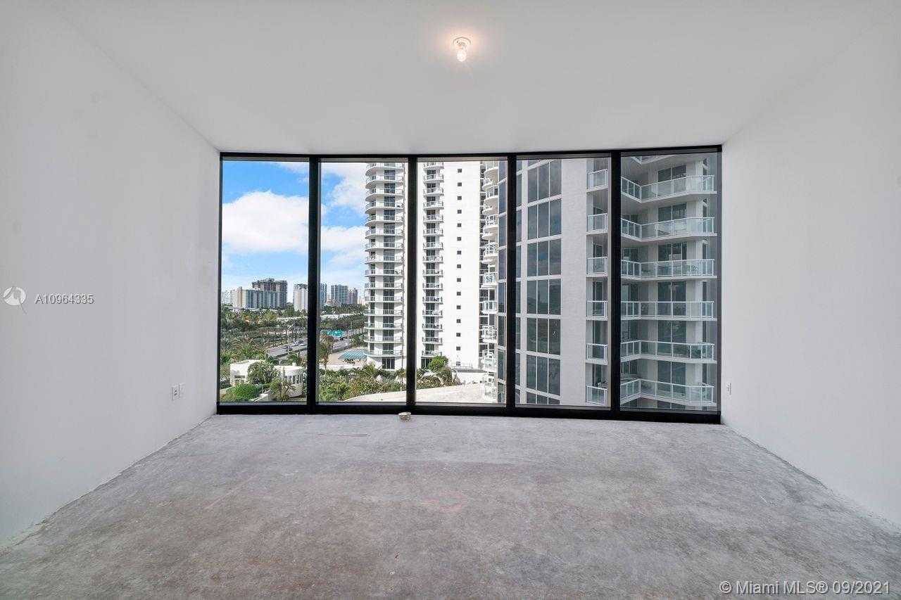 Small Image of 18555 COLLINS AVE #705, Sunny Isles Beach Number 16