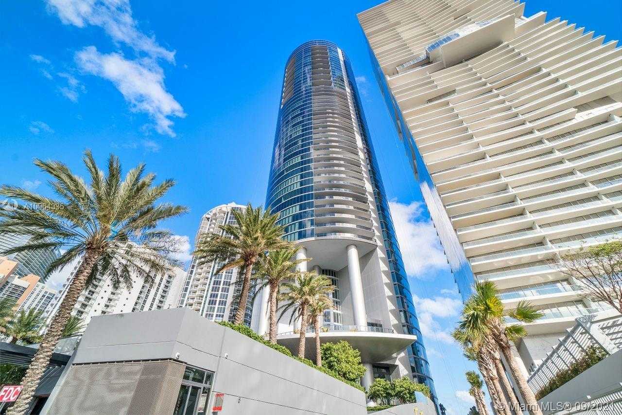 Small Image of 18555 COLLINS AVE #705, Sunny Isles Beach Number 3
