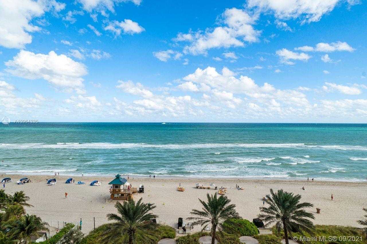 Small Image of 18555 COLLINS AVE #705, Sunny Isles Beach Number 4