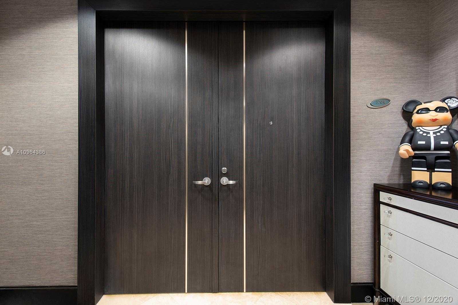 Small Image of 18201 COLLINS AVE #3704, Sunny Isles Beach Number 3