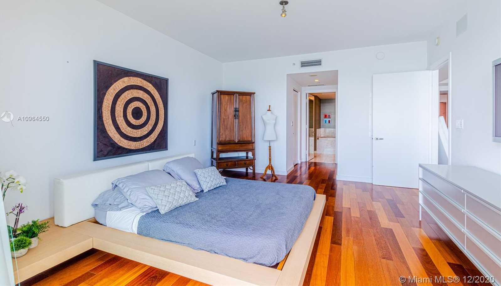 Small Image of 1331 BRICKELL BAY DR #2503, Miami Number 18