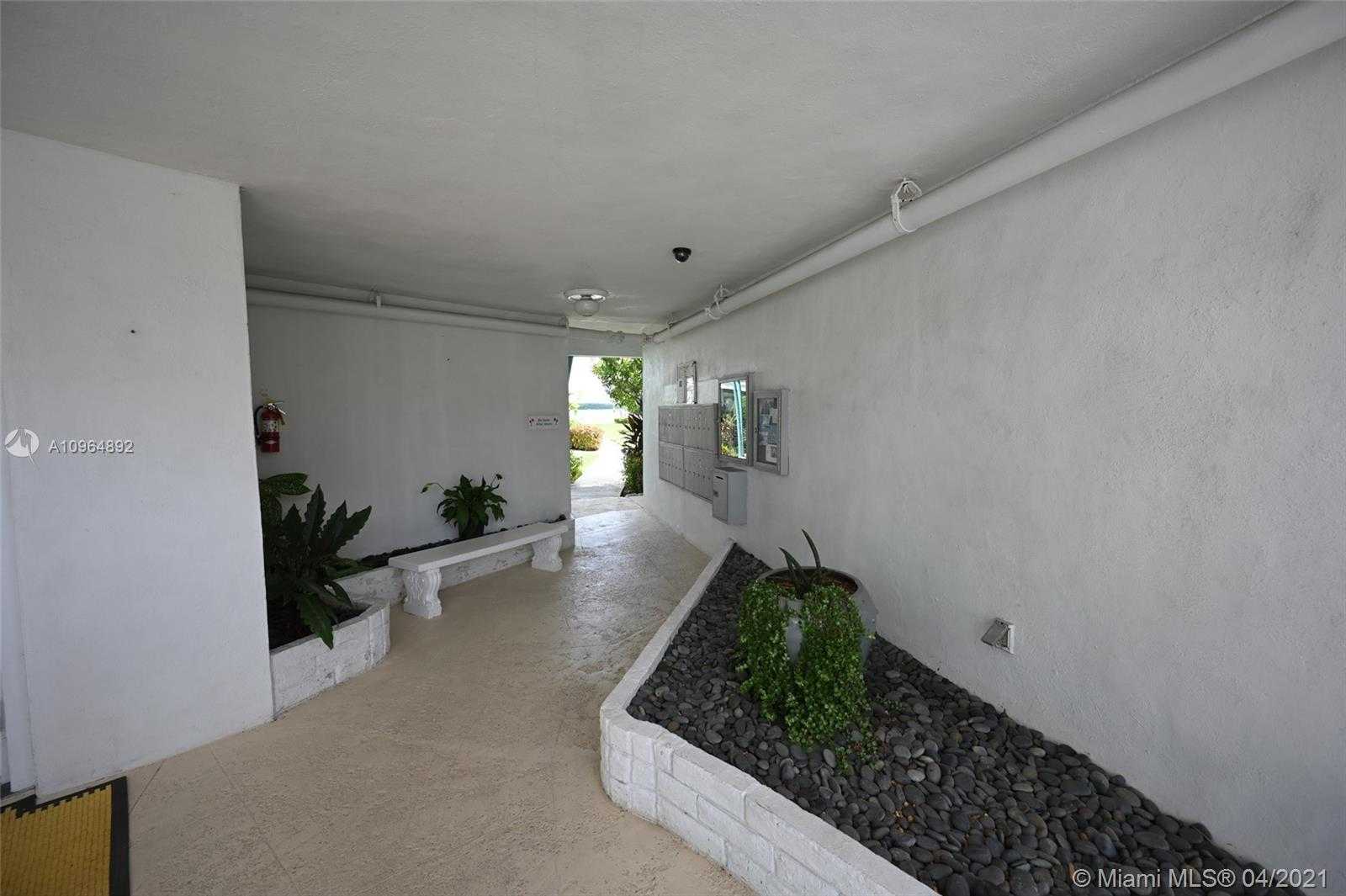 Small Image of 1155 103RD ST #7A, Bay Harbor Islands Number 6