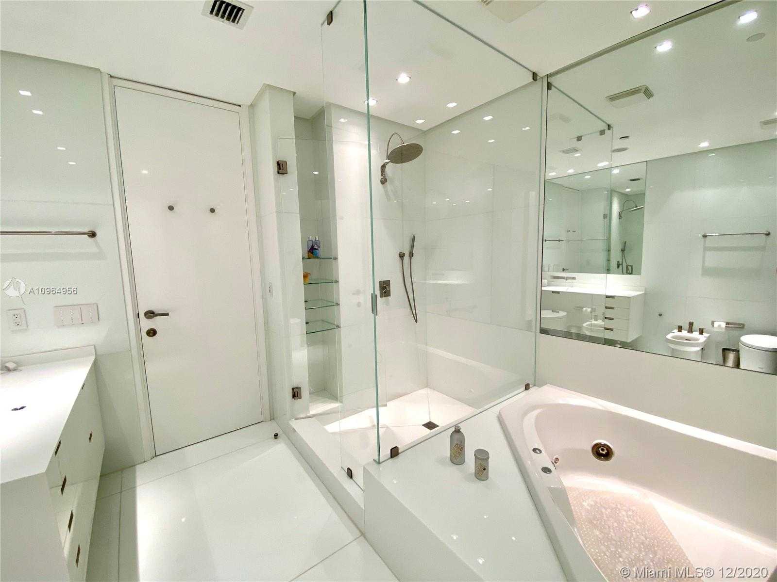 Small Image of 900 BRICKELL KEY BLVD #2303, Miami Number 14