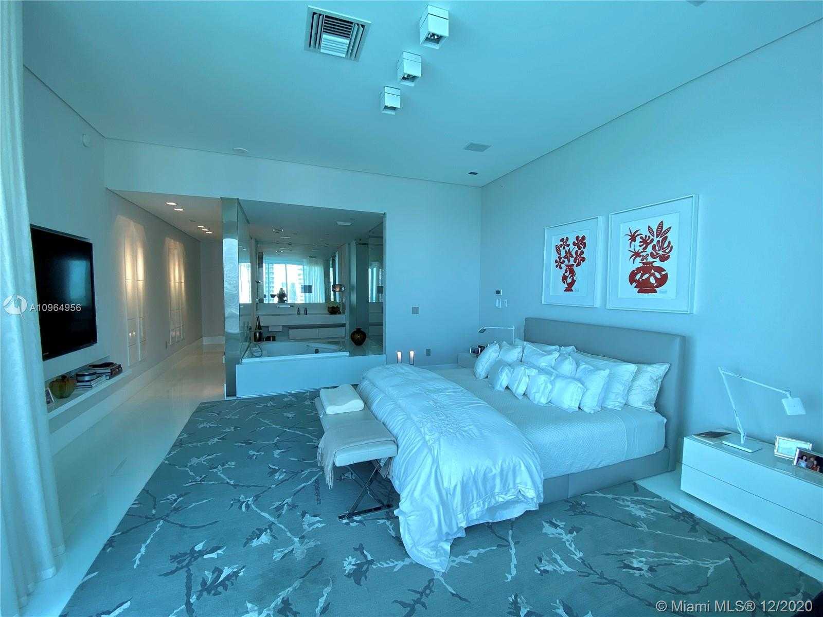 Small Image of 900 BRICKELL KEY BLVD #2303, Miami Number 6