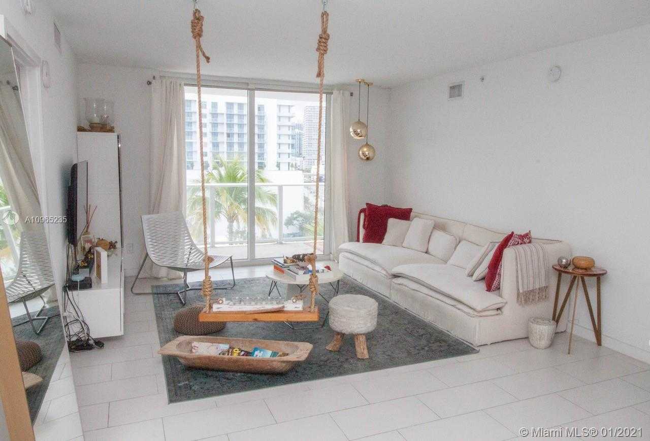 Small Image of 4250 BISCAYNE BLVD #916, Miami Number 2