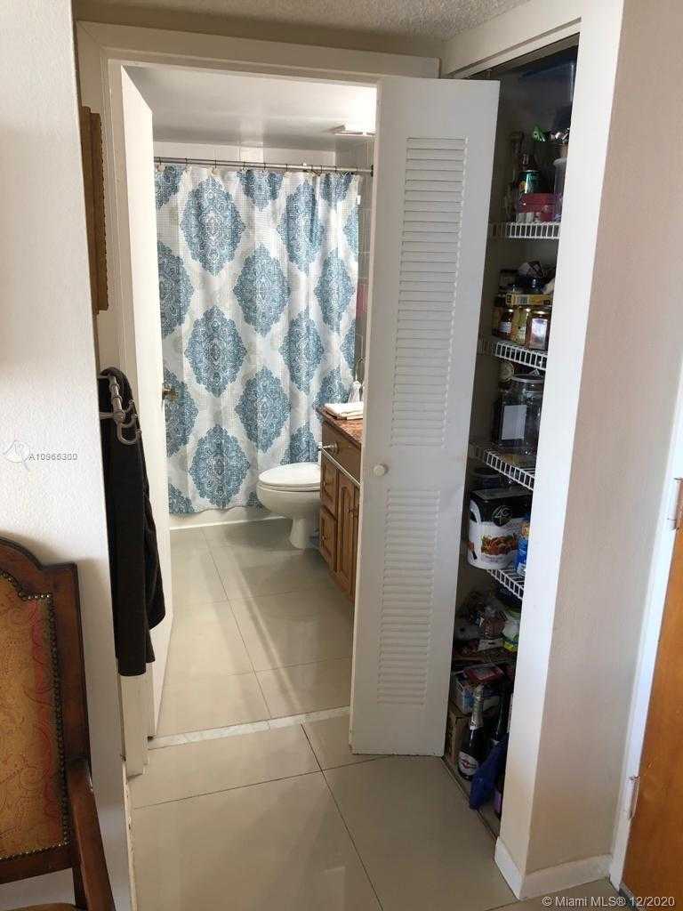 Small Image of 7601 EAST TREASURE DR #2222, North Bay Village Number 21