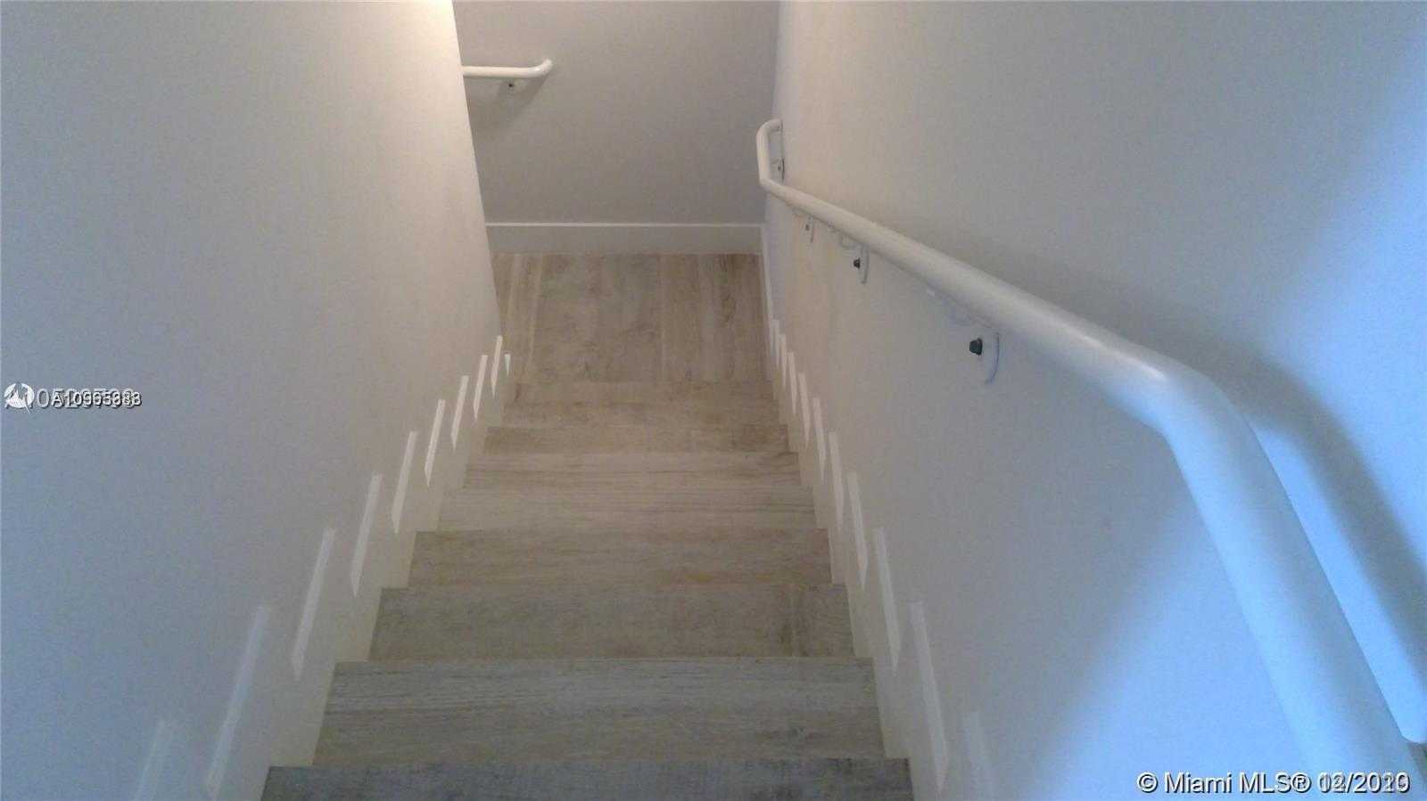 Small Image of 400 EAST SUNNY ISLES BLVD #1916, Sunny Isles Beach Number 14
