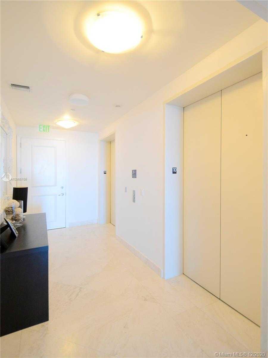 Small Image of 100 SOUTH POINTE DR #1003, Miami Beach Number 33