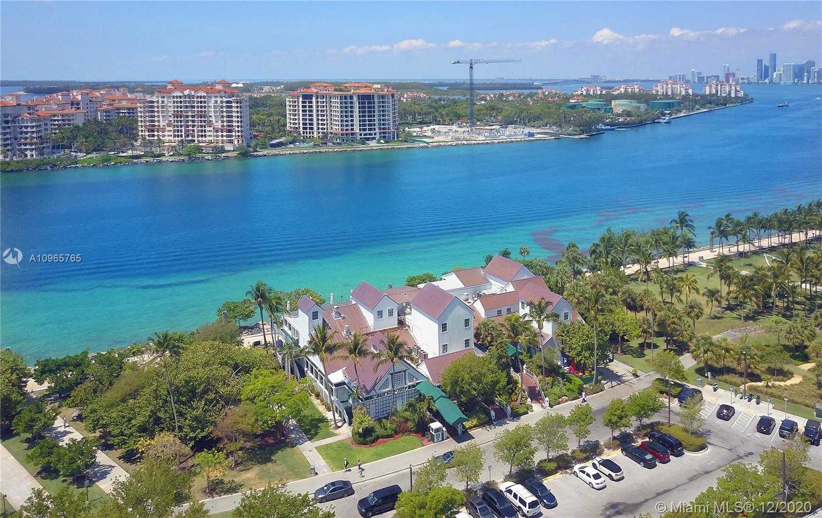 Small Image of 100 SOUTH POINTE DR #1003, Miami Beach Number 35