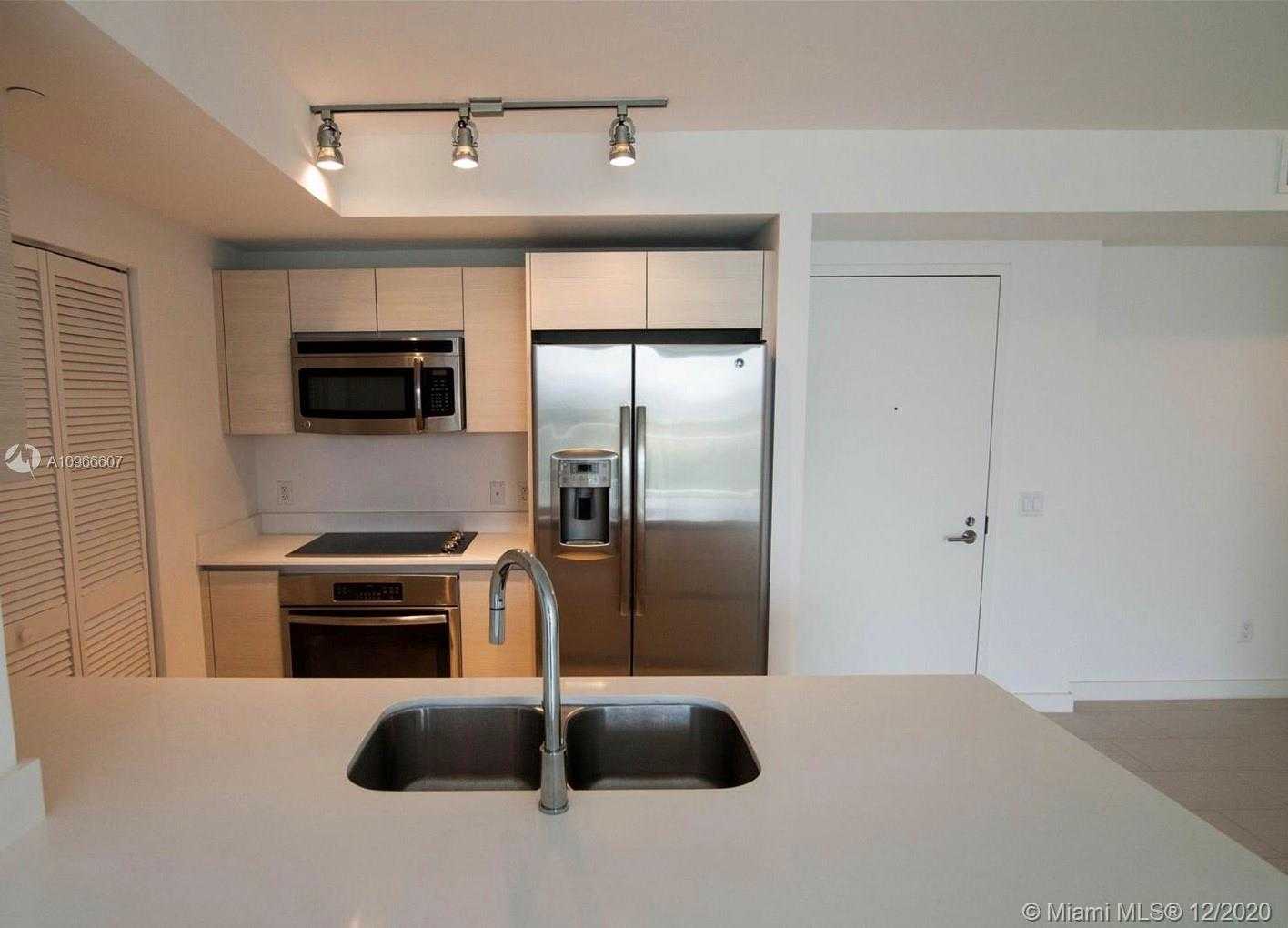 Small Image of 4250 BISCAYNE BLVD #819, Miami Number 22