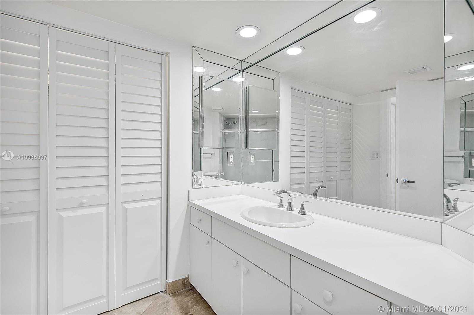Small Image of 16425 COLLINS AVE #2716, Sunny Isles Beach Number 15