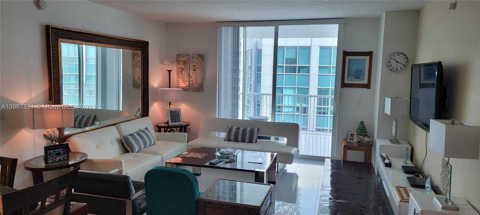 Small Image of 1200 BRICKELL BAY DR #4214, Miami Number 11