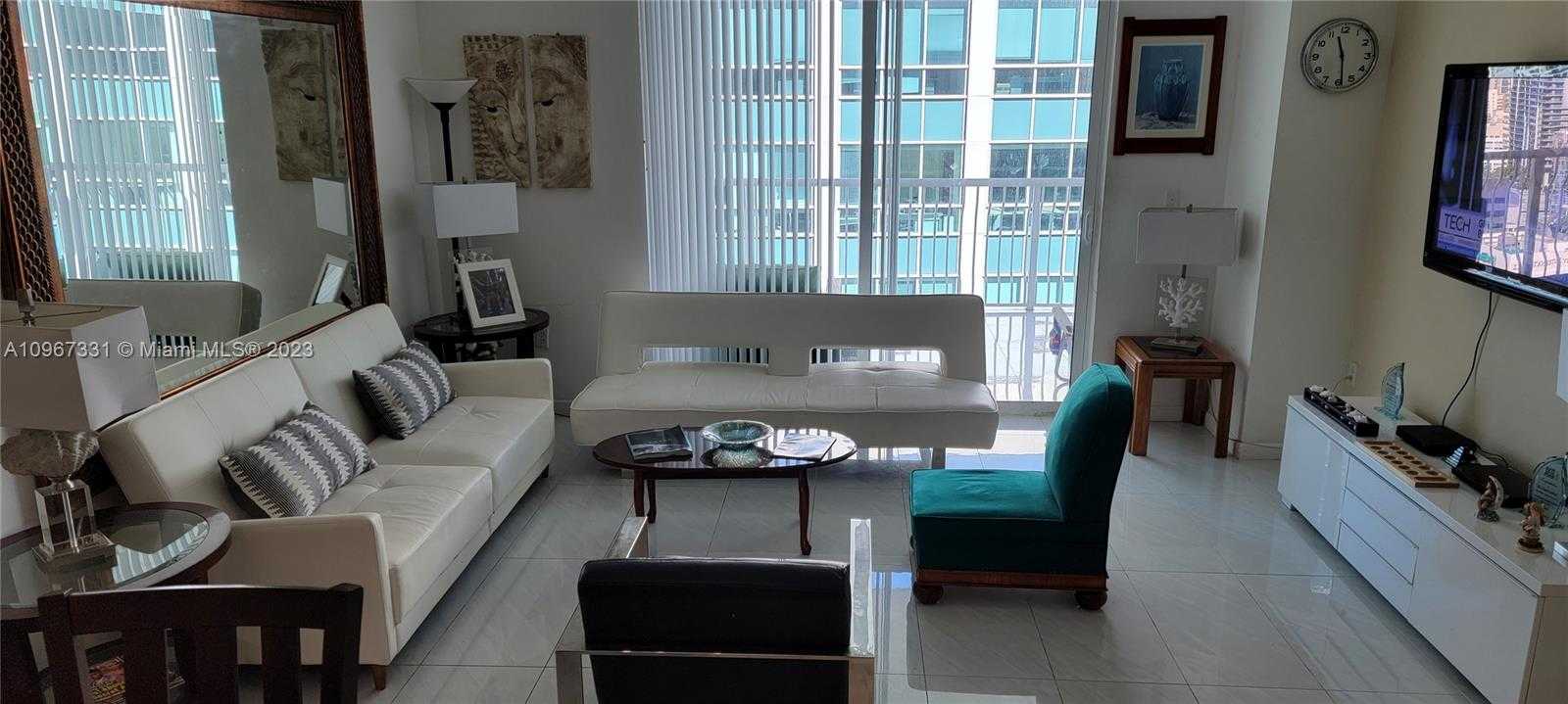 Small Image of 1200 BRICKELL BAY DR #4214, Miami Number 14