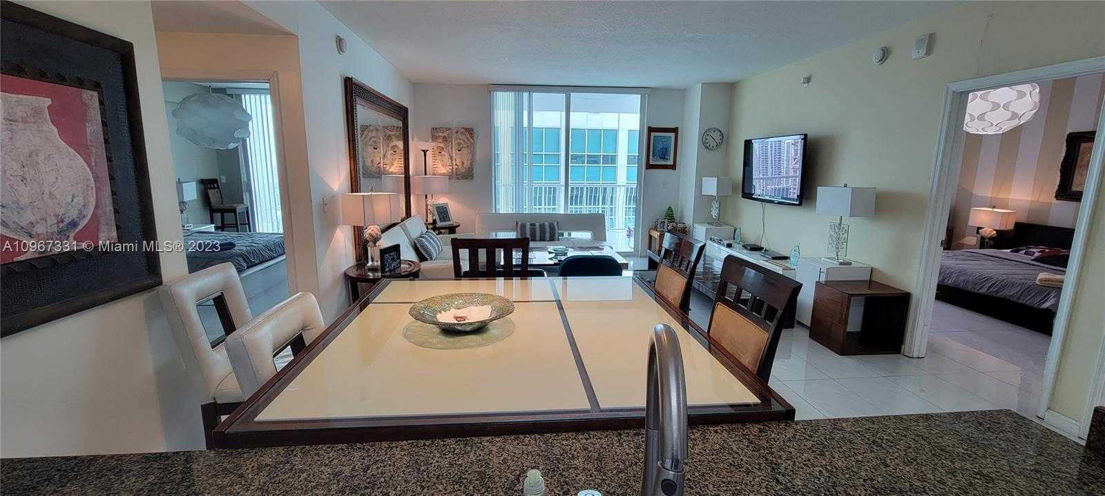 Small Image of 1200 BRICKELL BAY DR #4214, Miami Number 17