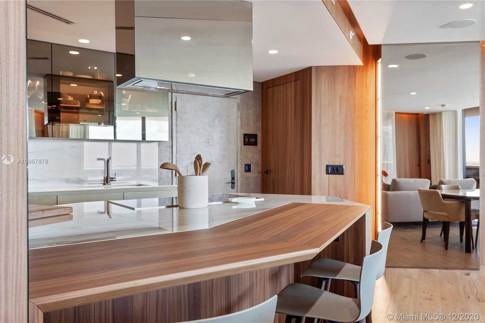 Small Image of 400 ALTON RD #1908, Miami Beach Number 4