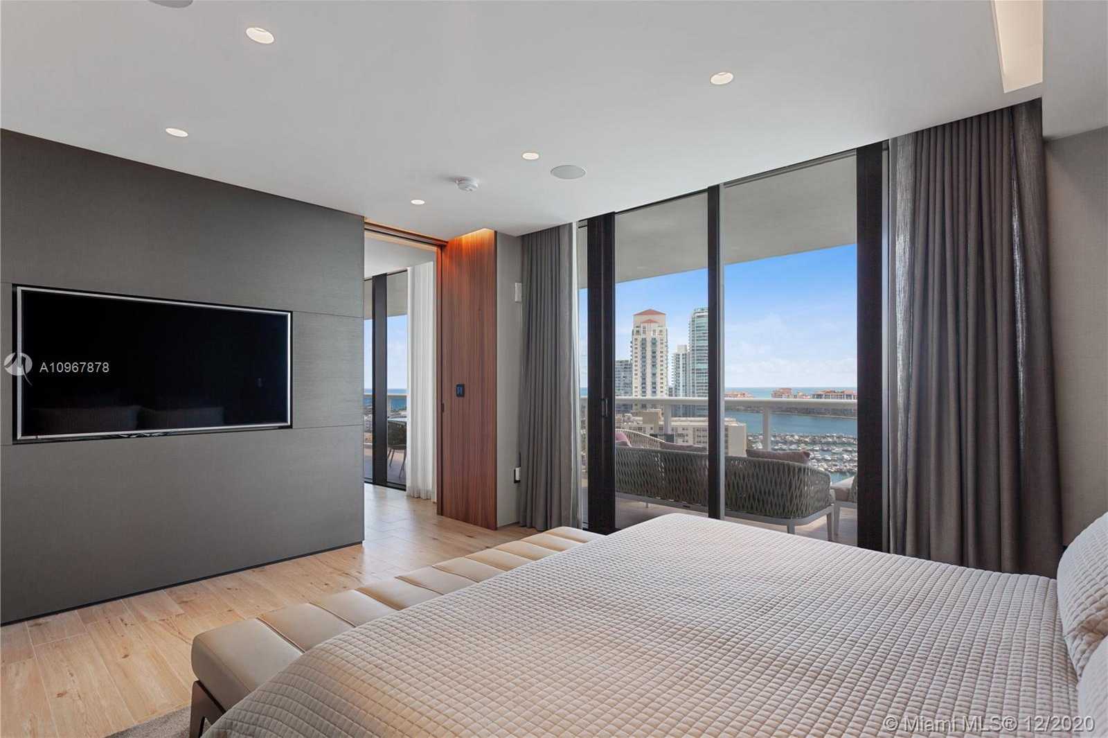 Small Image of 400 ALTON RD #1908, Miami Beach Number 9