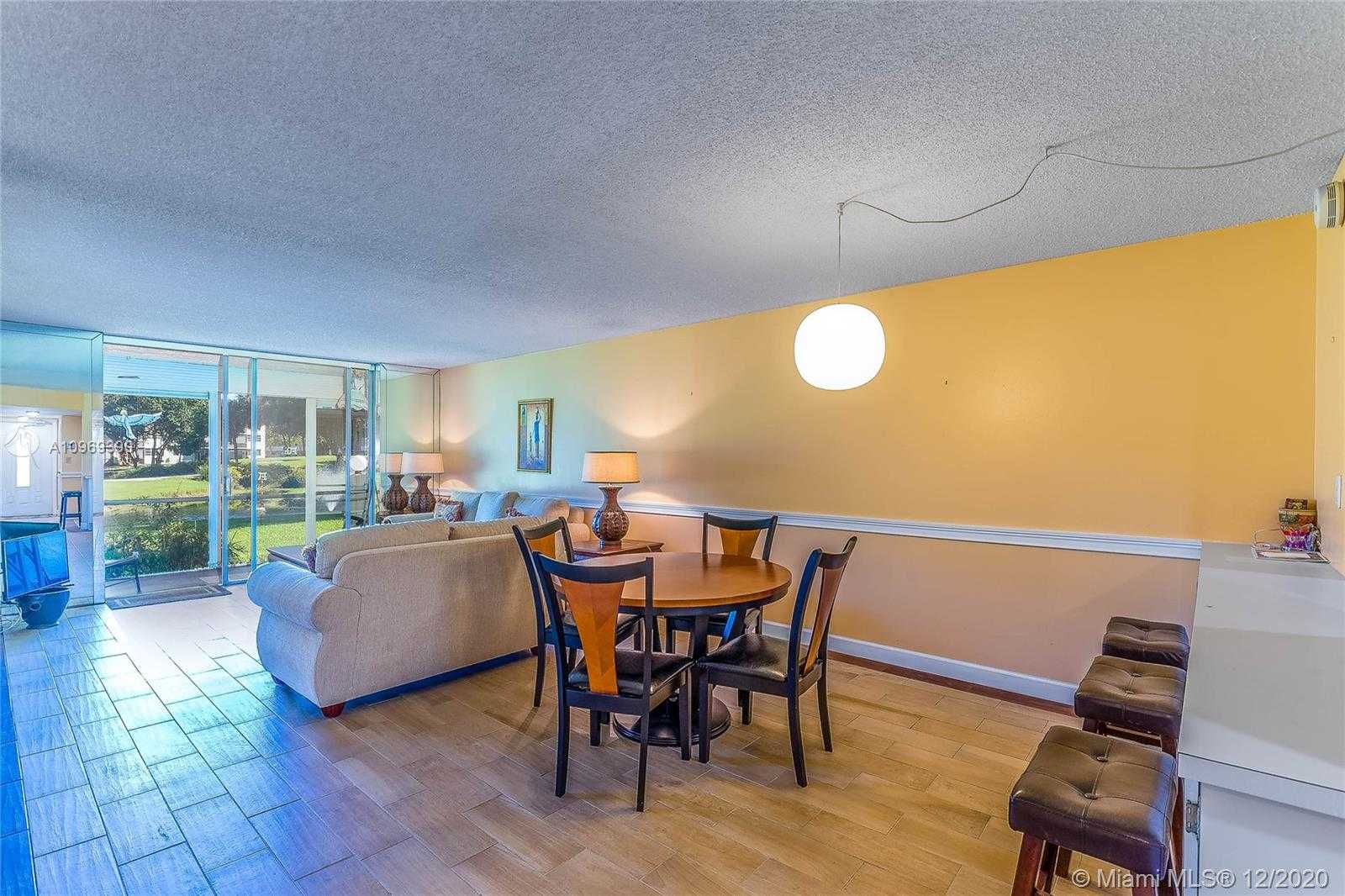 Small Image of 700 SOUTH HOLLYBROOK DR #108, Pembroke Pines Number 9