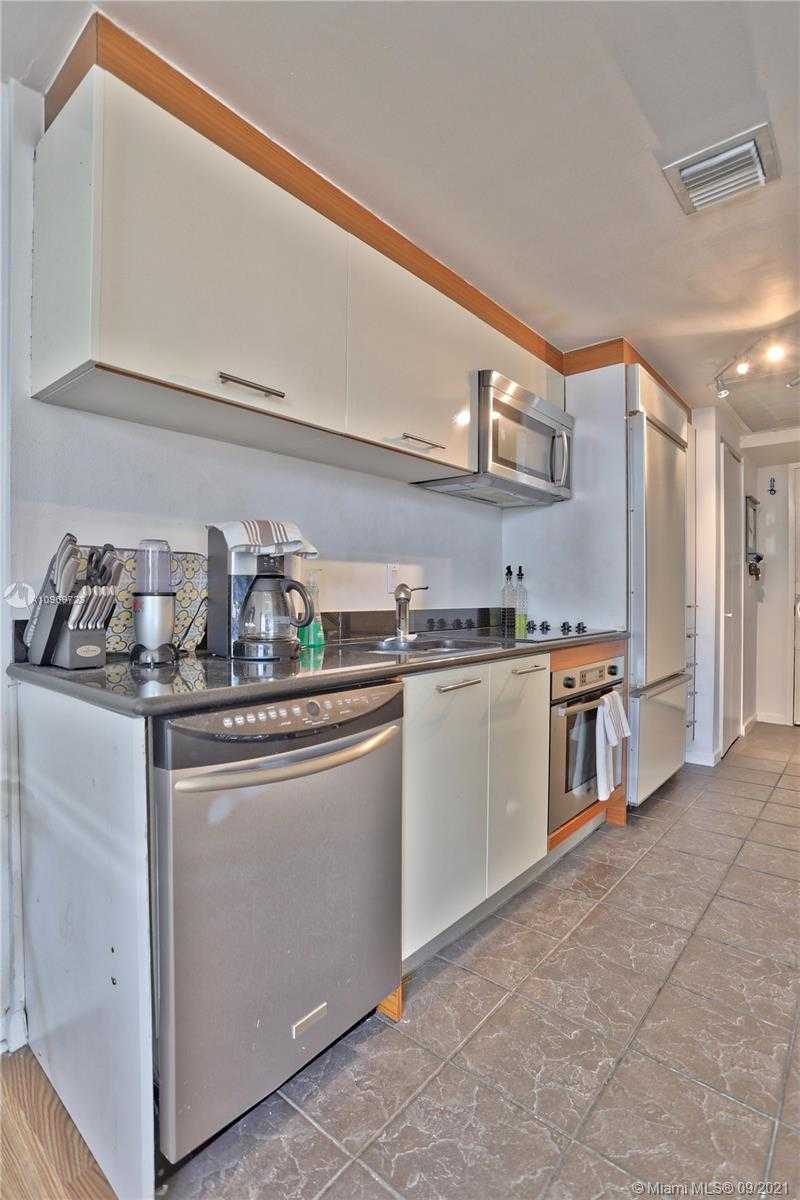 Small Image of 50 BISCAYNE BL #2709, Miami Number 3