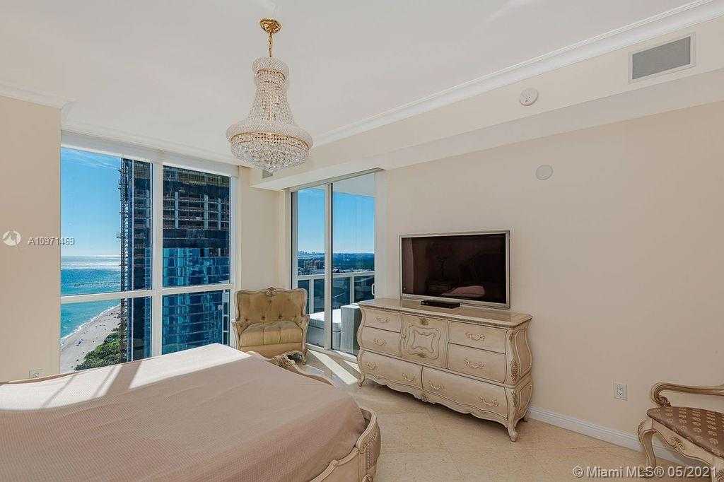 Small Image of 18101 COLLINS AVE #4702, Sunny Isles Beach Number 14