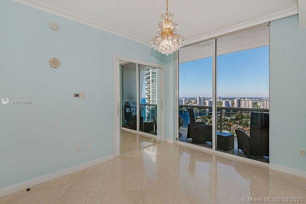 Small Image of 18101 COLLINS AVE #4702, Sunny Isles Beach Number 20