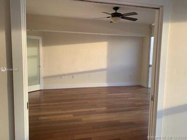 Small Image of 400 ALTON RD #1401, Miami Beach Number 3