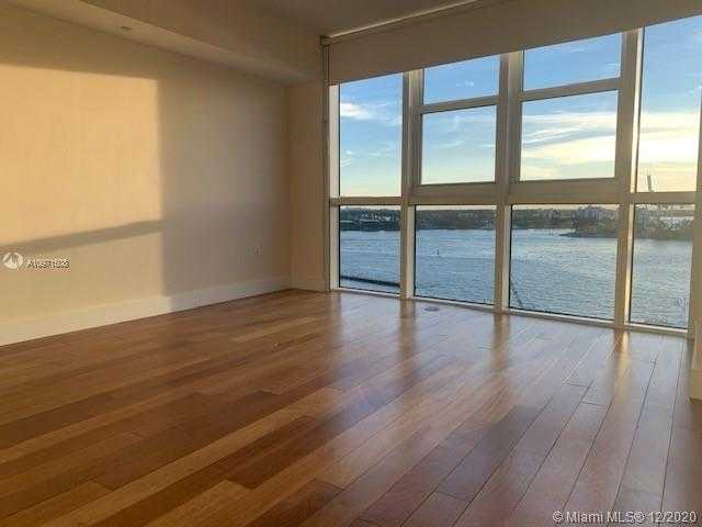 Small Image of 400 ALTON RD #1401, Miami Beach Number 4