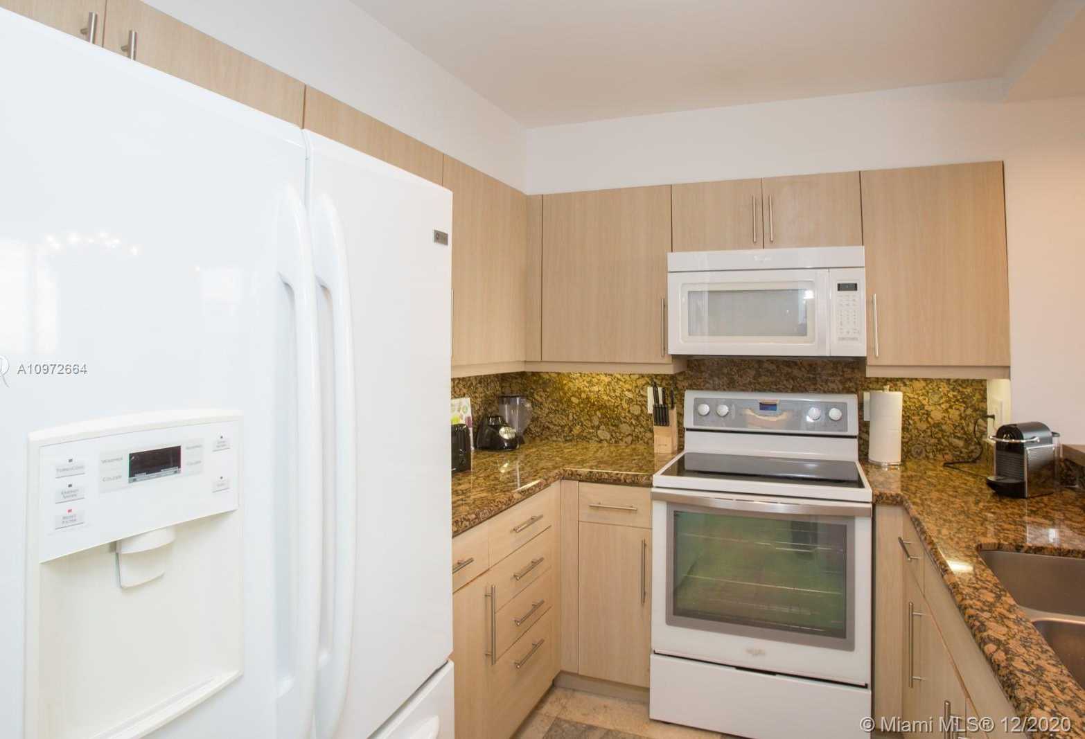Small Image of 455 GRAND BAY DR #PH17, Key Biscayne Number 25