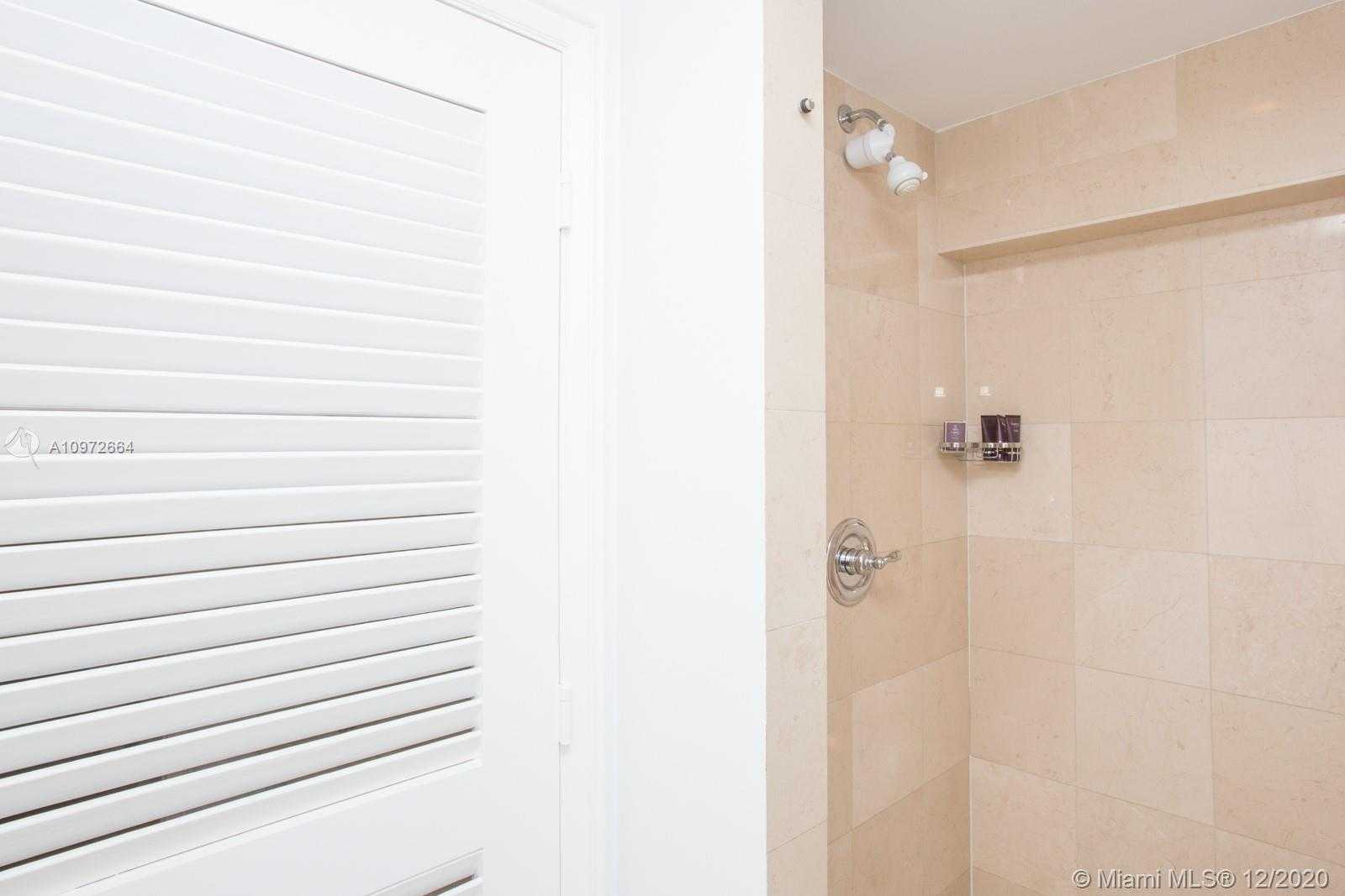 Small Image of 455 GRAND BAY DR #PH17, Key Biscayne Number 46