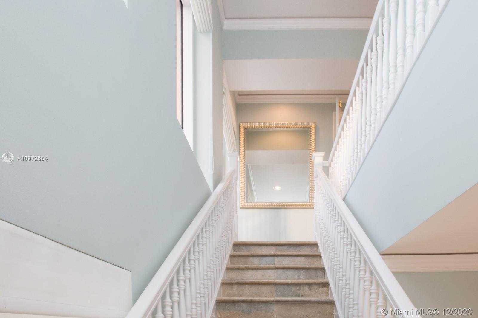 Small Image of 455 GRAND BAY DR #PH17, Key Biscayne Number 48