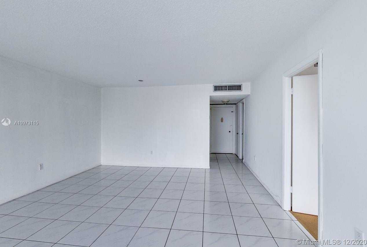 Small Image of 5838 COLLINS AVE #9G, Miami Beach Number 12