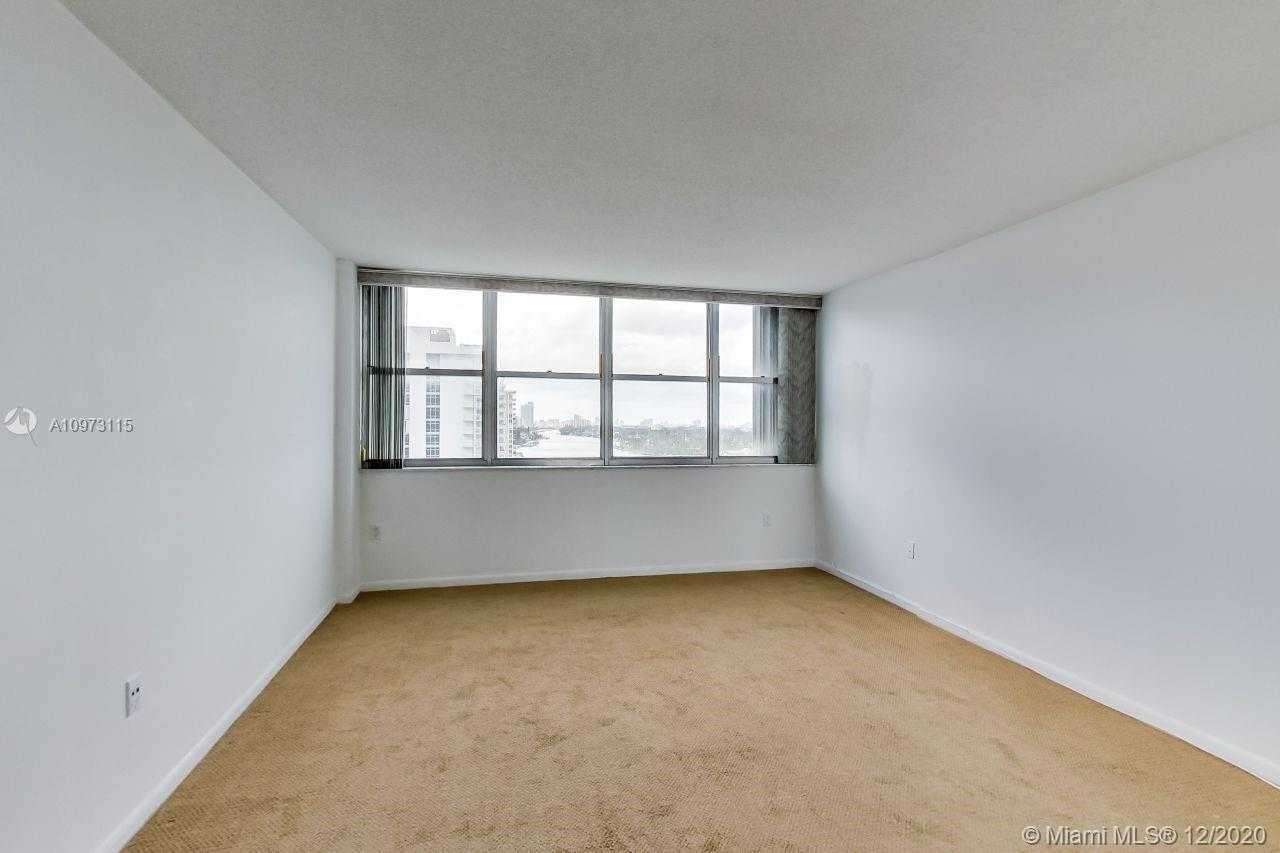 Small Image of 5838 COLLINS AVE #9G, Miami Beach Number 13