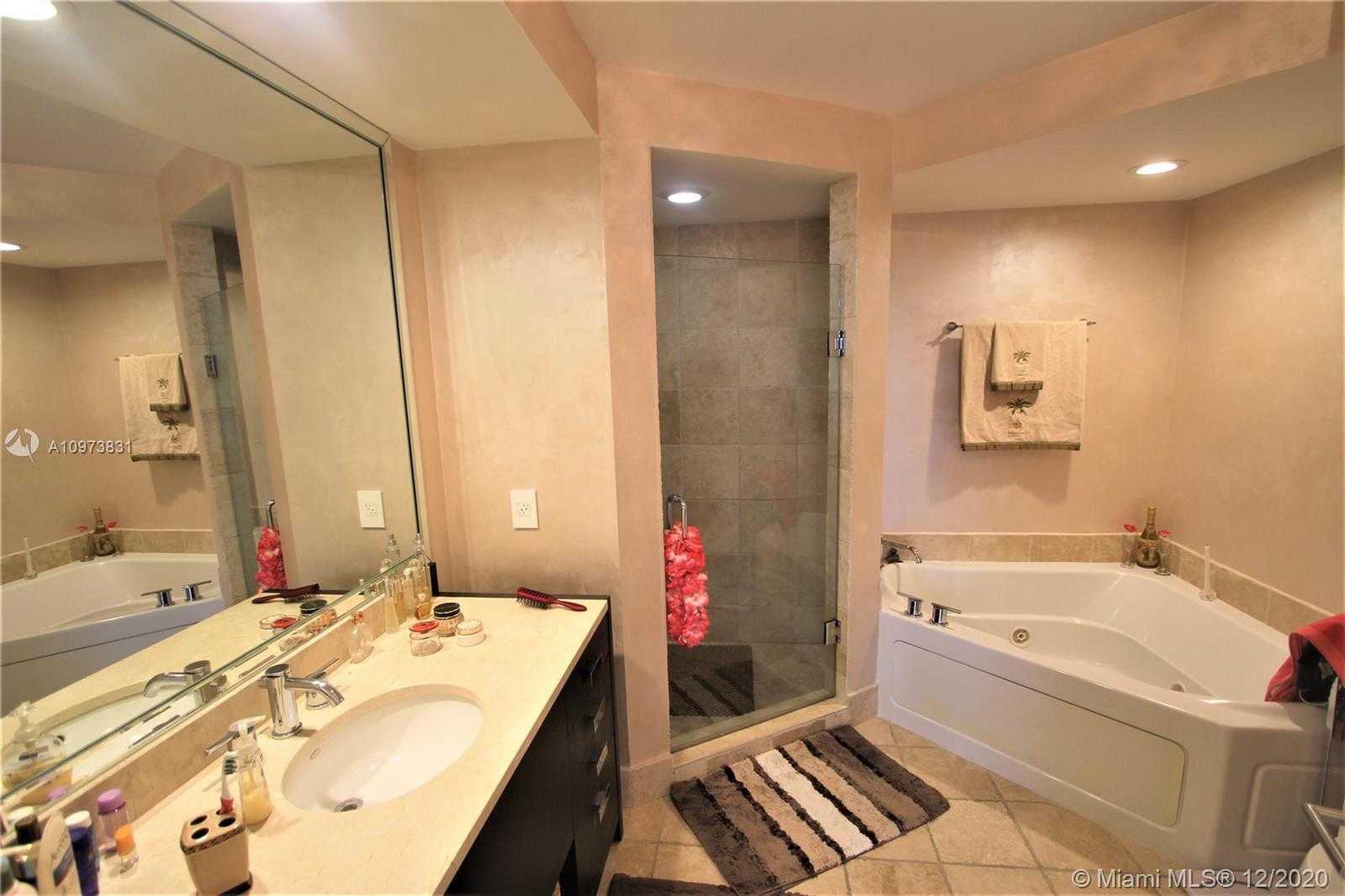 Small Image of 18201 COLLINS AVE #503, Sunny Isles Beach Number 30