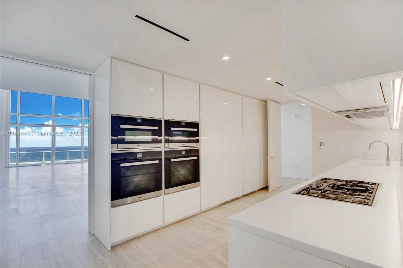 Small Image of 9001 COLLINS AVE #S-PH2, Surfside Number 12
