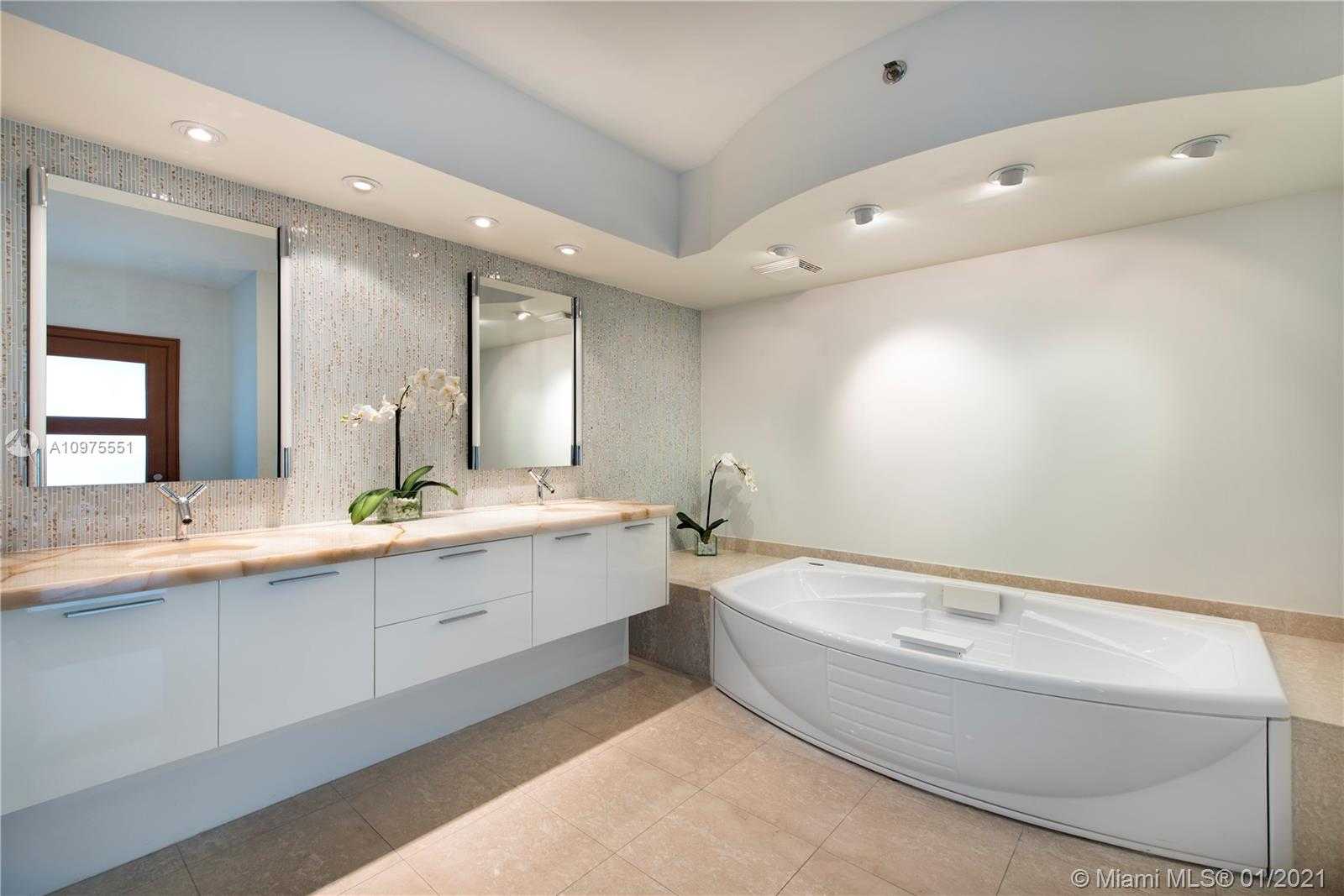 Small Image of 400 ALTON RD #1106, Miami Beach Number 12